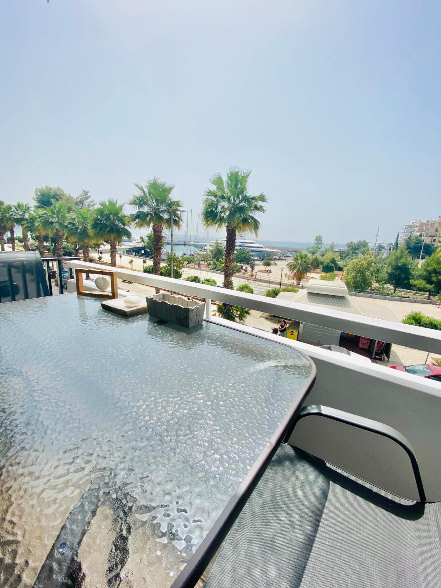 Апартаменты Marina Zeas Seaview House-Marinaq Пирей Экстерьер фото